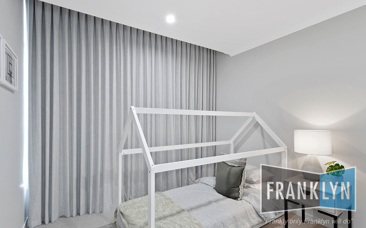 double-track-curtain-franklyn